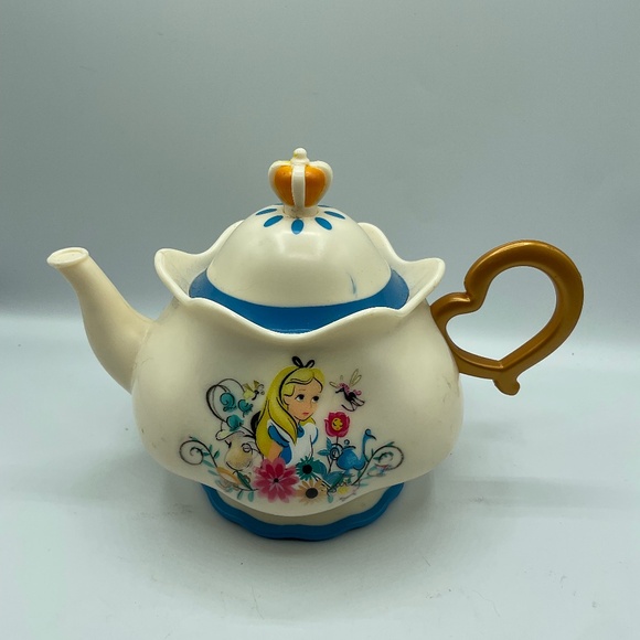 Disney Alice In Wonderland Tea Pot Vintage  Plastic With Sound  Batteries - Picture 1 of 8